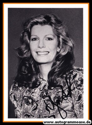 Autogramm Wissenschaft | Yasmin AGA KHAN | 1990er Foto (Portrait SW)