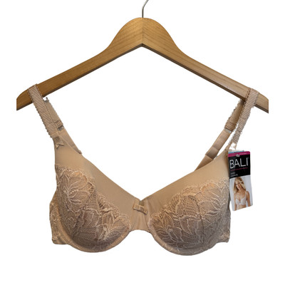 NWT Bali Bali Lace Desire Foam Shaping Underwire Bra Beige 38C Satin Trim 6542