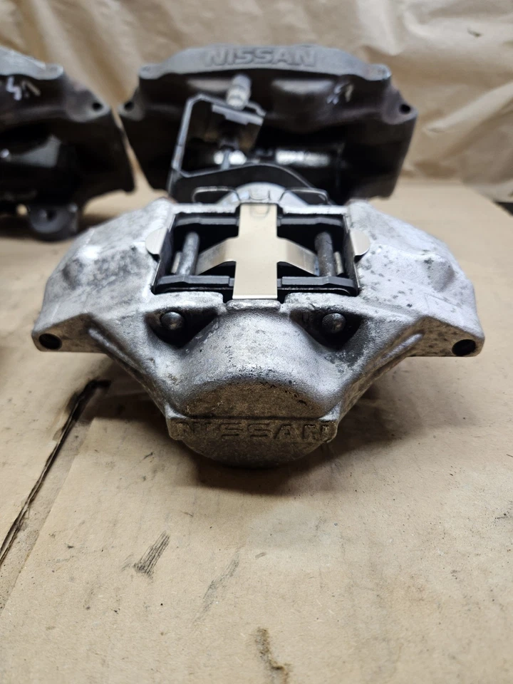 90-96 Nissan 300zx Z32 30mm Izquierdo Derecho Delantero Trasero Juego de Pinzas de Hierro Fabricante de Equipo Original Foto 3 de 4