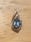 10K Yellow Gold Pendant Oval Cut Light Blue Topaz .907 Grams 5/8" Long — photo 2