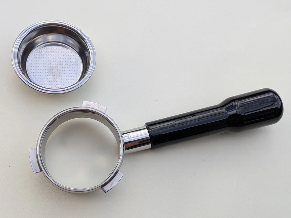 Portafiltro café sin fondo 70 mm para serie Barista con filtro mango de madera Foto 4 de 4