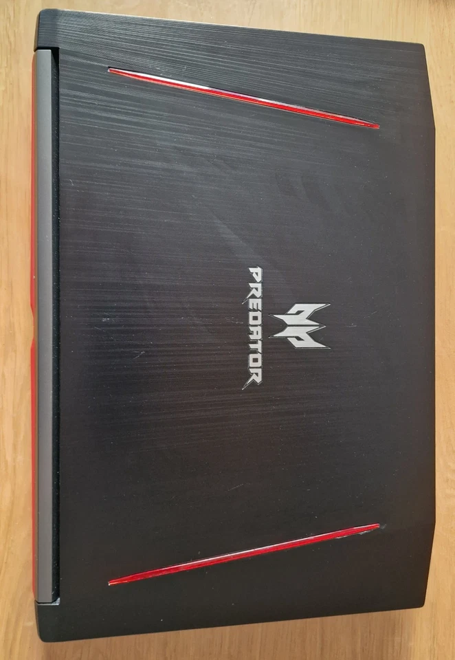 Acer Predator Helios 300 PH317-52-720Y Gaming Laptop 17 Zoll - top Zustand - Bild 2 von 4