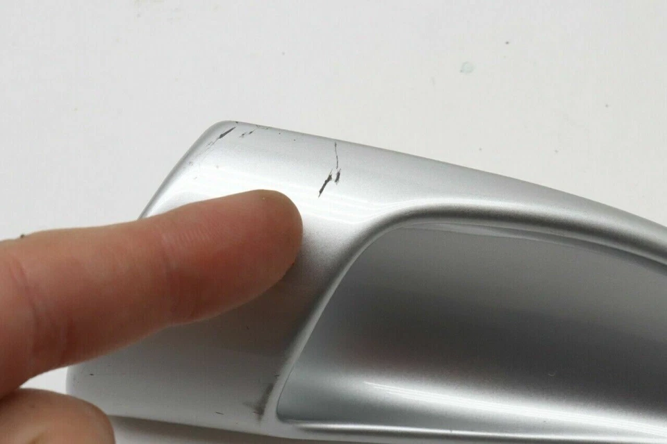 Tirador de puerta derecha Porsche 911 Boxster Cayman 2005-2012 99755546201 OEM usado Foto 4 de 4