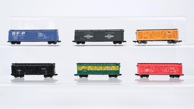 Life-Like Trains u.a. N Konvolut US Stock Car Refrigerator Car ''Bordens'' Great N