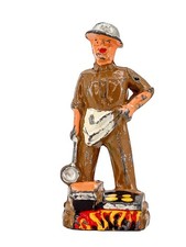 Vtg Barclay / Manoil Soldier Lead "Cook's Helper With Ladle" M90 Dime Store Iron