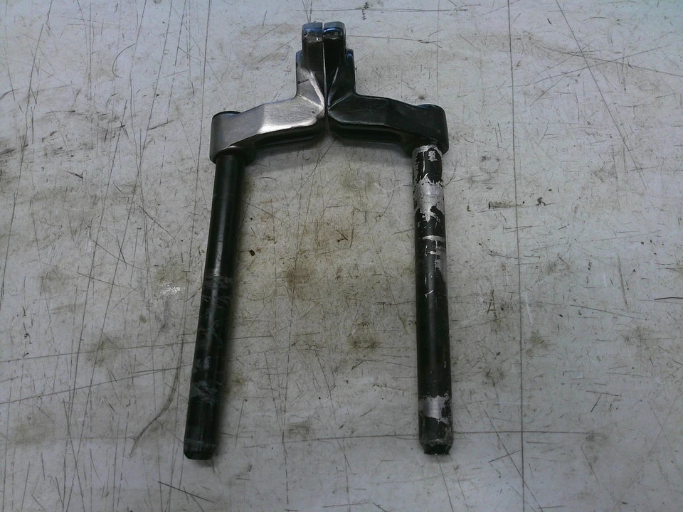 1984-1986 Kawasaki Ninja 900 GPZ900R ZX900A front right left clip on handlebar - Image 3 of 4