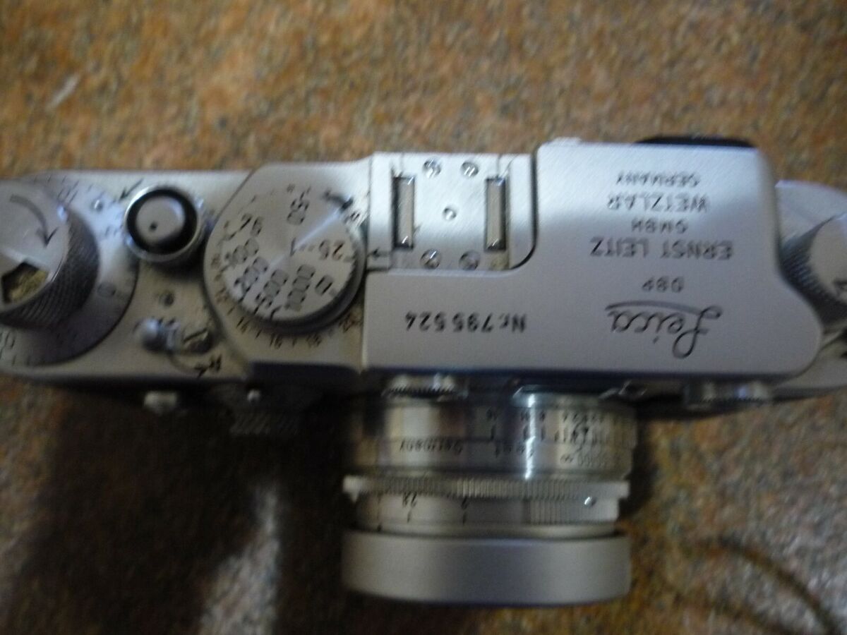 Leica D.B.P. Nr 795524 Ernst Leitz Wetzlar Germany 35mm Leica D.B.P. Nr 795524 Ernst Leitz Wetzlar Germany 35mm