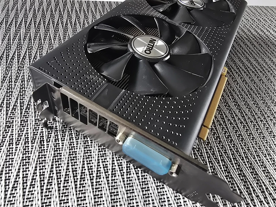 SAPPHIRE Radeon RX 470 8GB GDDR5 Video Card (11256-57-21G) - Image 4 of 4