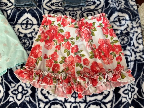 Little Girls Bottoms Lot Sequins Jeans Size 4T 4 Mermaid Skirt Flowers Shorts - Picture 4 of 6