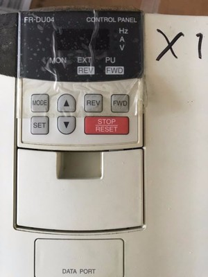 FREQROL-A500 MITSUBISHI FR-A520-7.5K INVERTER 7.5Kw 10HP 33A FREQROL-A500 MITSUBISHI FR-A520-7.5K INVERTER 7.5Kw 10HP 33A