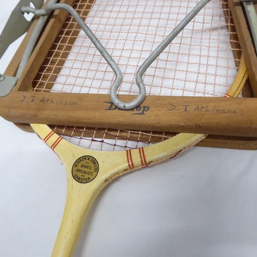 Vintage wooden badminton rackets with wooden press - Picture 7 of 17