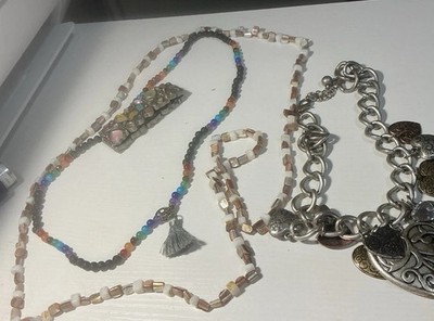 3 Necklaces, & Bracelet  2 Beaded Necklaces &a Chain With Hearts On It  48 ,28 ,