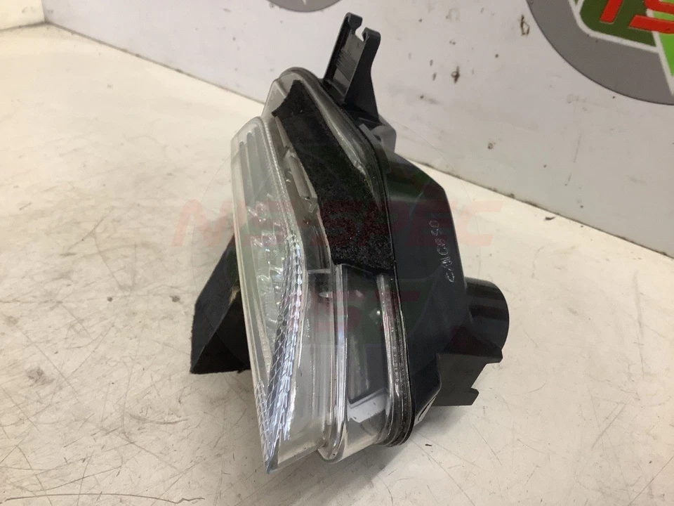 Indicador manual O/S/F Infiniti Q50 SE Exec 2,2 L D 2013-2018 261304GA0A Foto 3 de 4