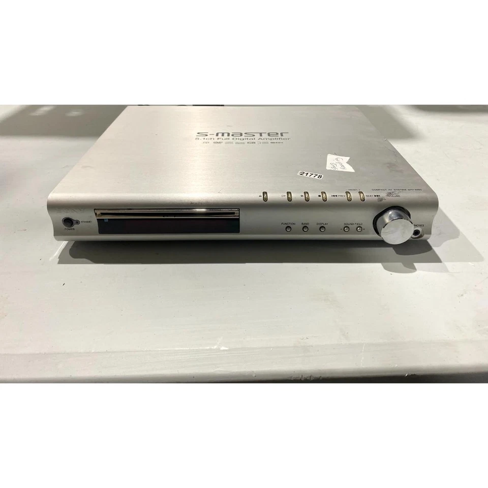 Sony S-Master HCD-S550 SACD/DVD Receiver 5.1-Channel Digital Amplifier - (Parts) - Image 2 of 4