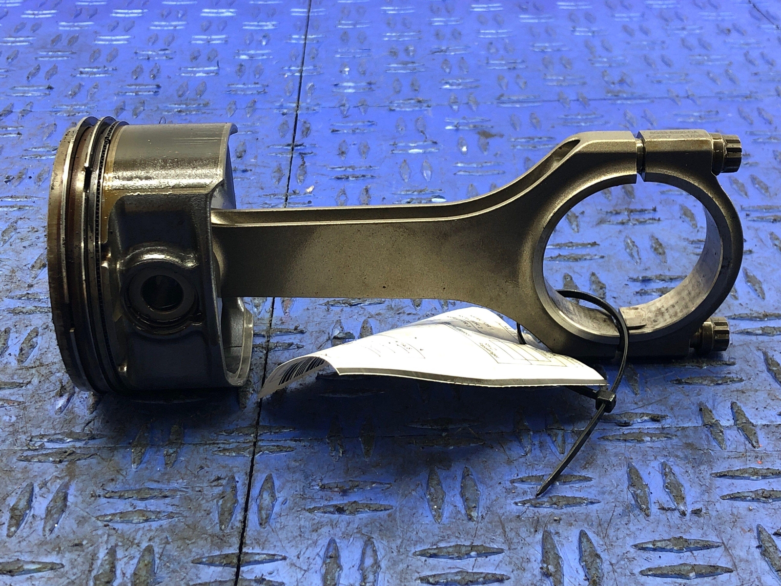 2006-2018 ASTON MARTIN VANTAGE V8 4.3L V8 ENGINE PISTON W/CONNECTION ROD OEM