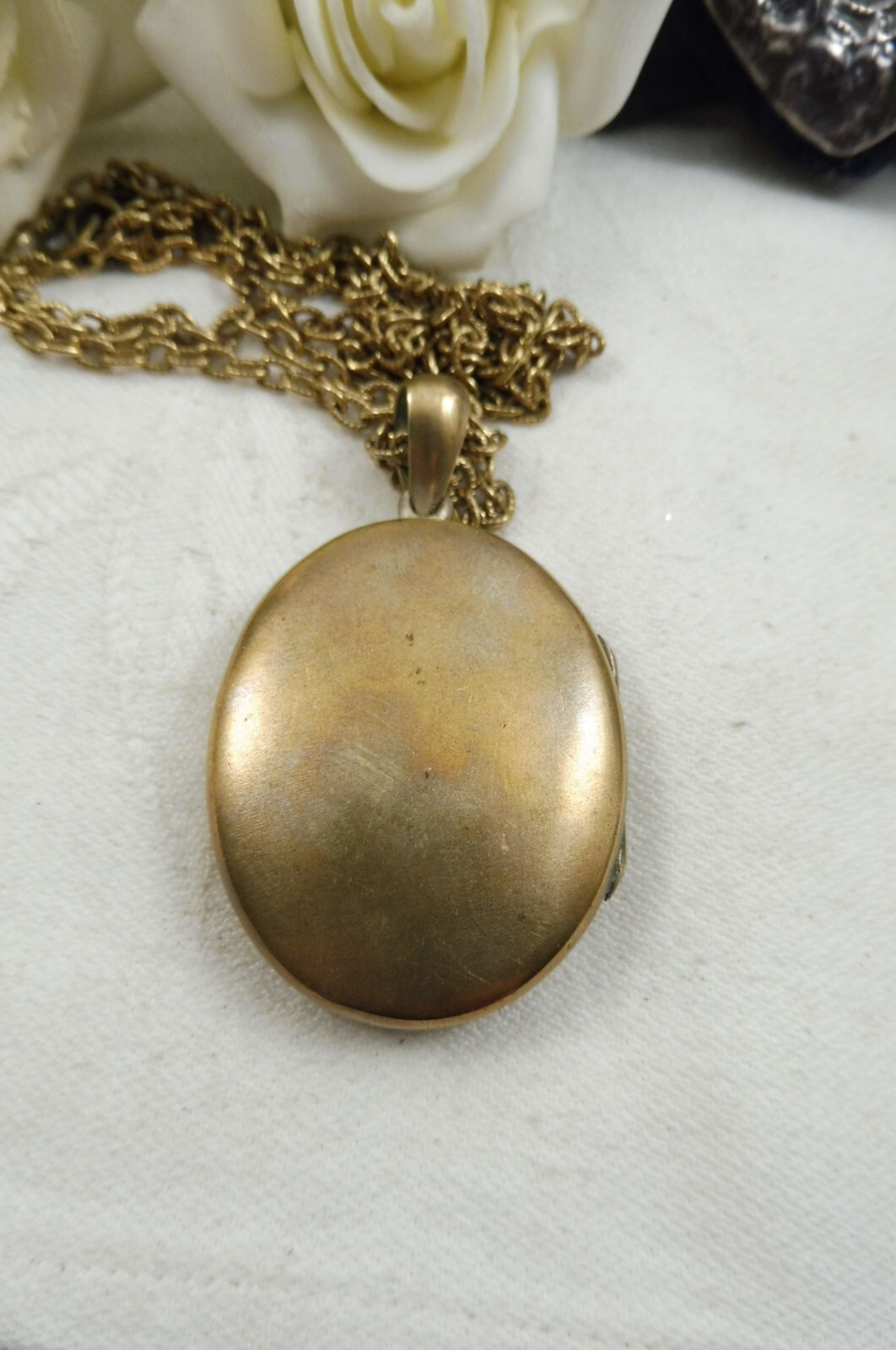 Large Antique Victorian Gilt Brass Locket Pendant… - image 10