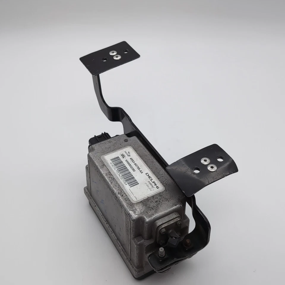 2004 -2013 Range Rover Sport Adaptive Cruise Distance Radar Sensor 4R83-9G768-AA - Image 3 of 4