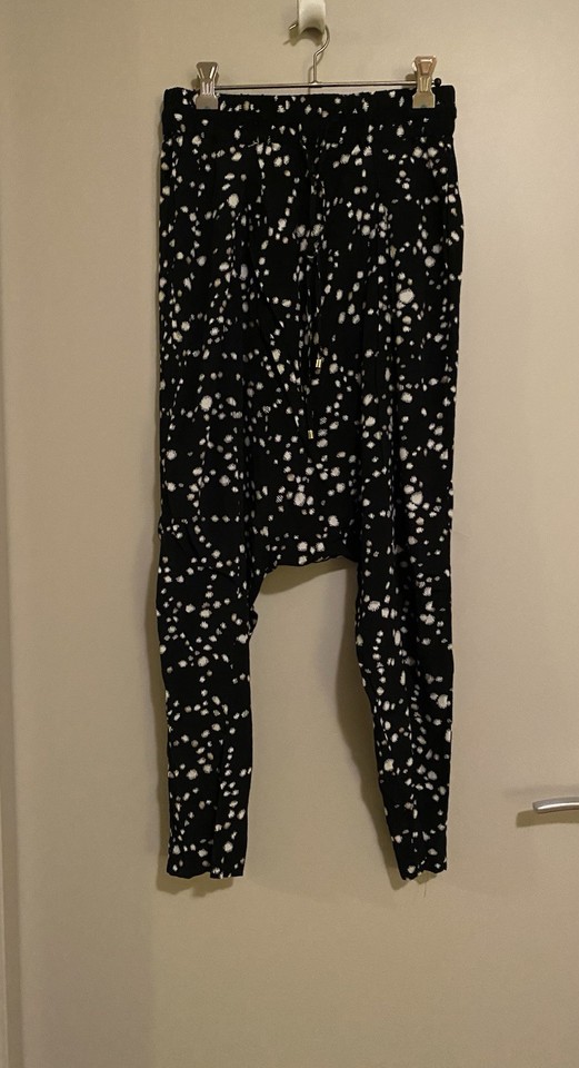 SASS & BIDE Speckles & Stars Black White Drop Crotch Harem Pants Size AU6 / US2