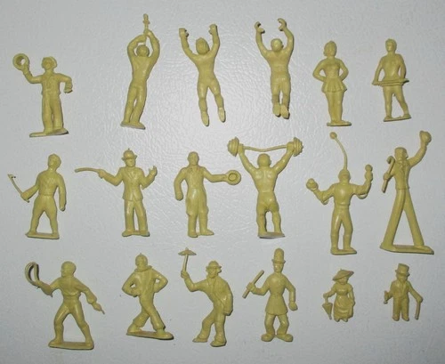 Marx 1950s Super Circus Vinyl Yellow Colored Performers Complete Set
