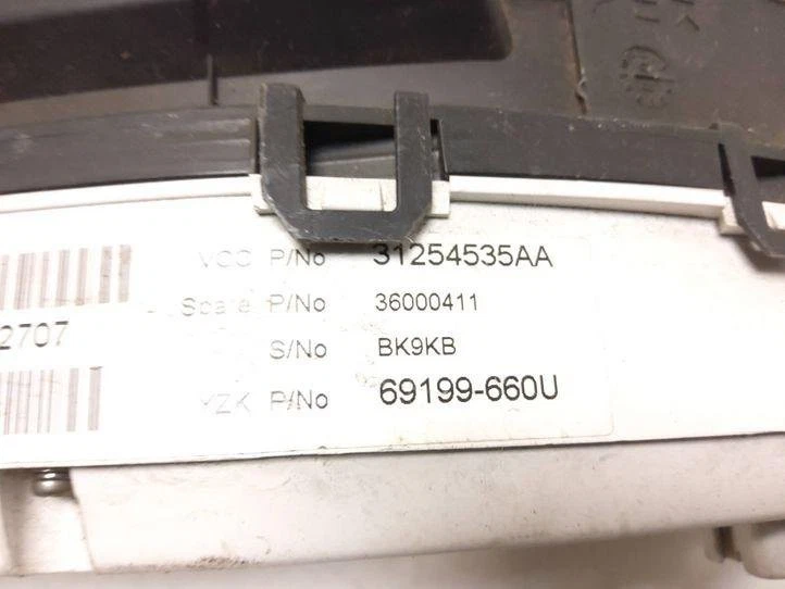 VOLVO V70 I LV Kombiinstrument 31254535AA 69199660U 2.40 Petrol 106kw 20547229 - Bild 2 von 4