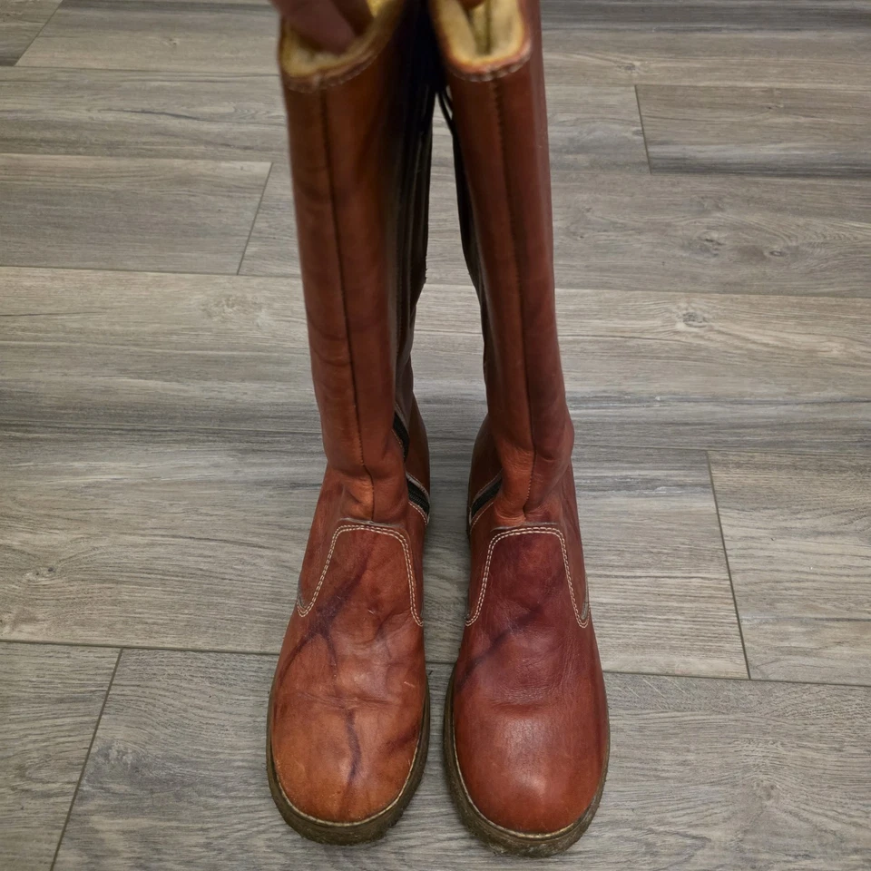 1970s Vintage Genuine Brown Leather Boots with a Boho Vibe - Image 3 of 4