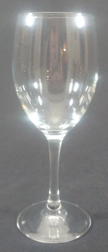 Small Red or White Clear Wine Glasses Short Stem 7-1/4 in x 3in Smooth Glass