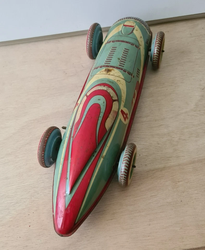 Jouef  ancienne voiture coupé de course n°4 moteur à ressort fonctionnel - Photo 3/4