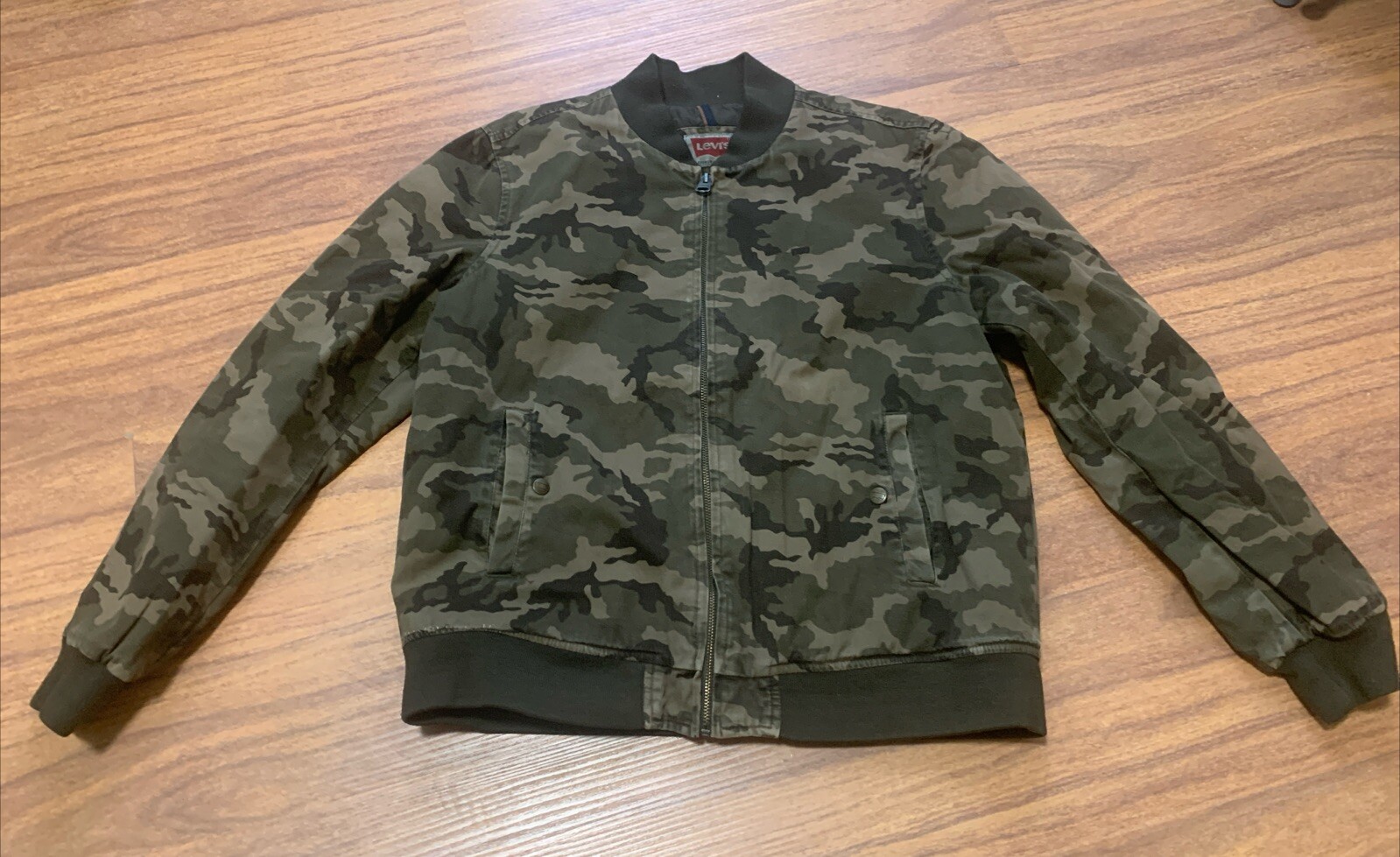 Levi's Jacket Mens L Green Camoflauge Quilted Lining Full Zip Denim Elastic