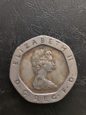 1982 Queen Elizabeth ll 20 Pence UK Coin