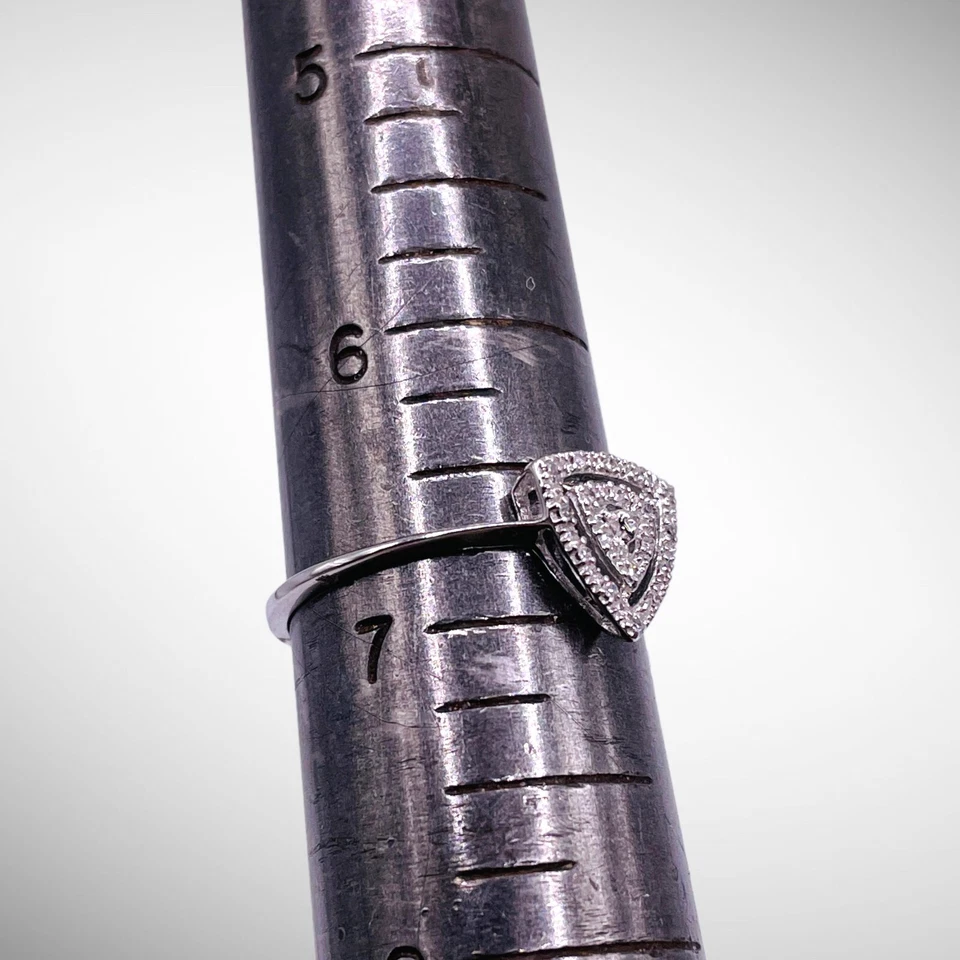 10k Solid White Gold Diamond Minimalist Modern Stackable Ring - Image 4 of 4