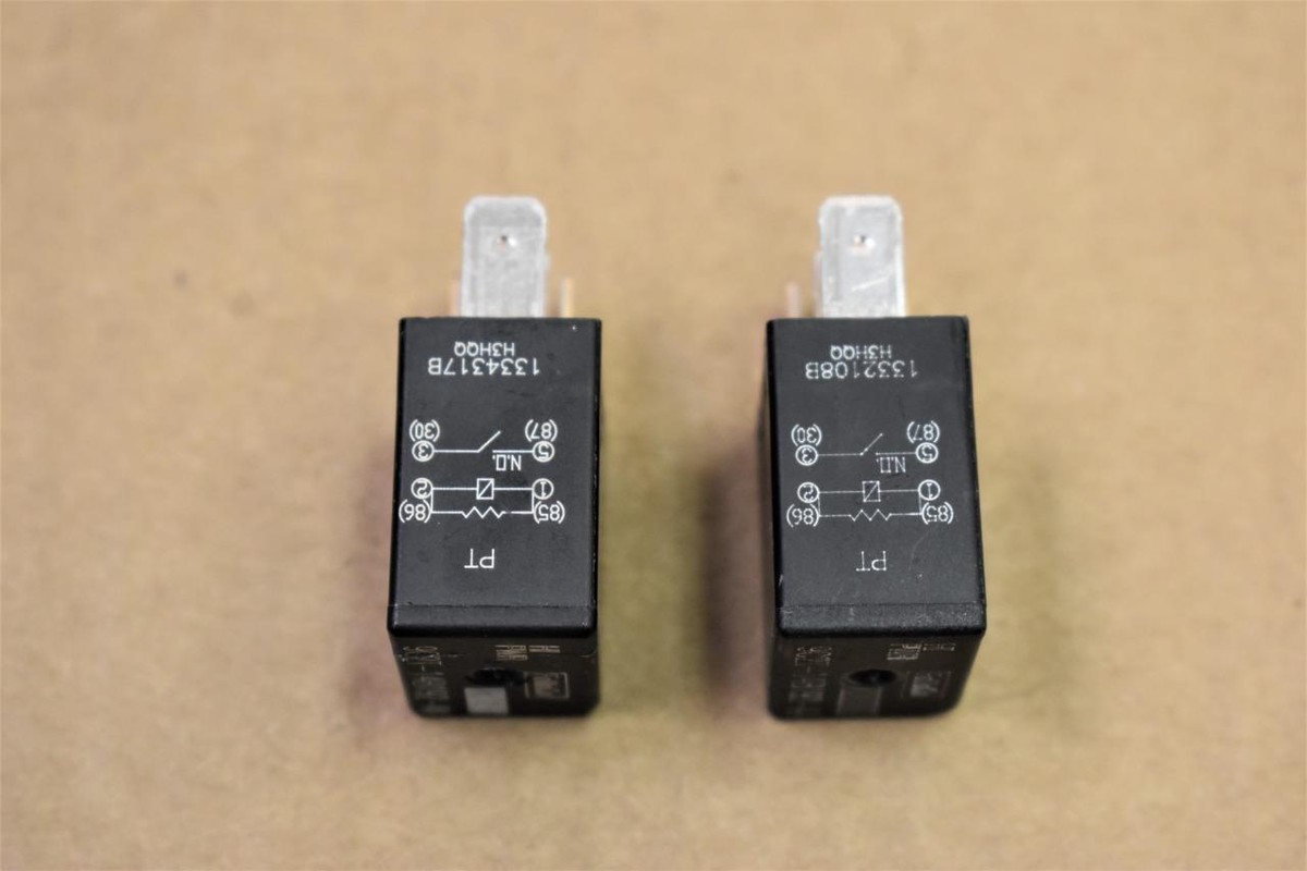 2 Two Econoline OEM New Take Off Ford Fuse Box Tow Relay FoMoCo