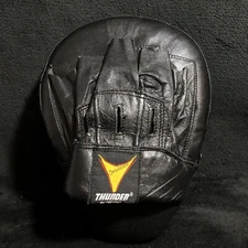 1 ProForce Thunder Curved Leather Focus Mitt #8316 - Right Hand EUC Karate MMA