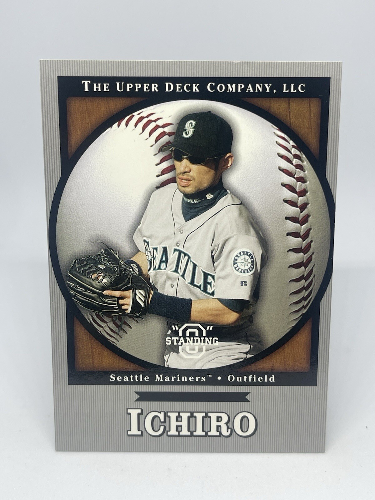 2003 Upper Deck Ichiro #70 Standing O Seattle Mariners Free Shipping
