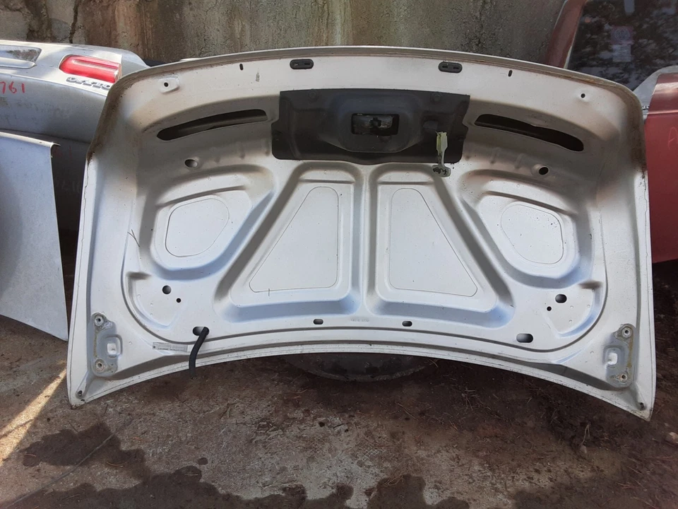 2001 - 2006 DODGE STRATUS TRUNK HATCH TAILGATE W/O SPOILER OEM - 170-01867 - Image 4 of 4