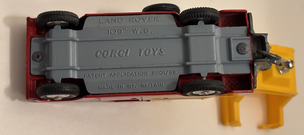ミニカー Corgi Toys Land Rover Breakdown Service Corgi Re-Creation Land-Rover Breakdown Truck: Corgi