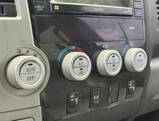 Heater Climate Temperature Control With Crew Cab 4 Door Limited Fits 07-09 TUNDR