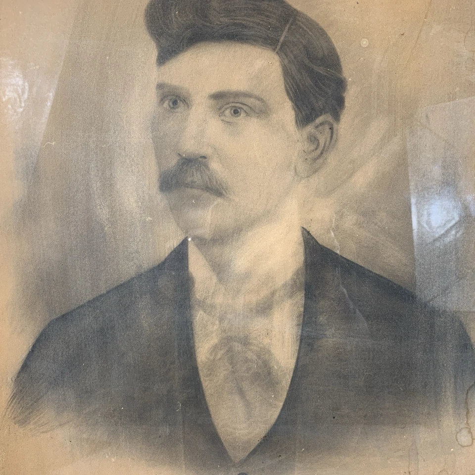 Antiguo arte pastel carbón enmarcado grande retrato dibujo hombre caballeros Foto 4 de 4