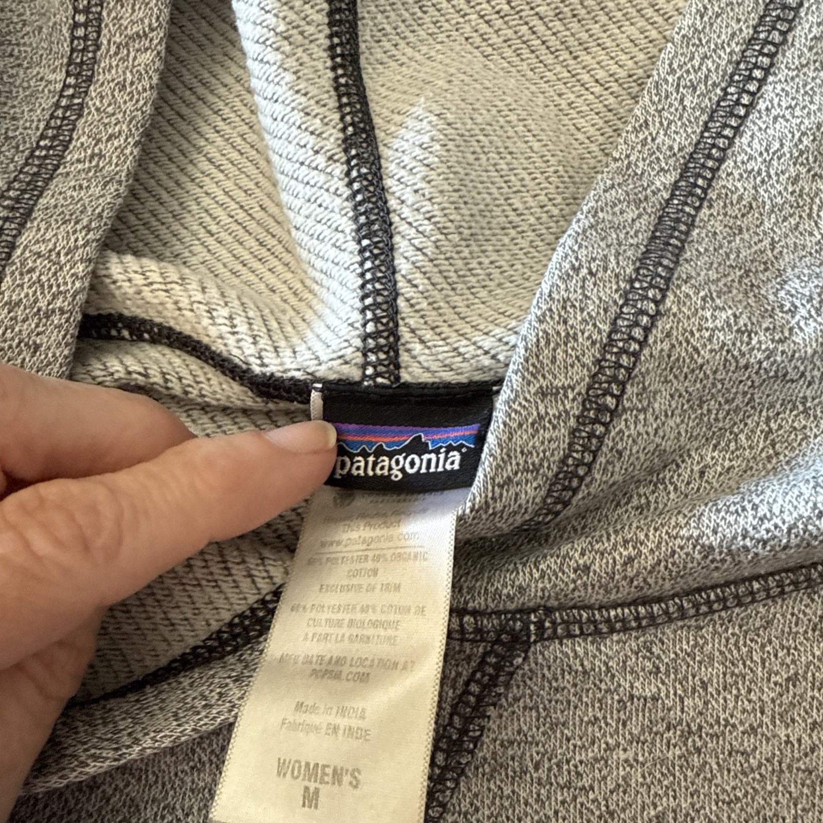 Women’s Patagonia cloud stack gray pullover hoodi… - image 11