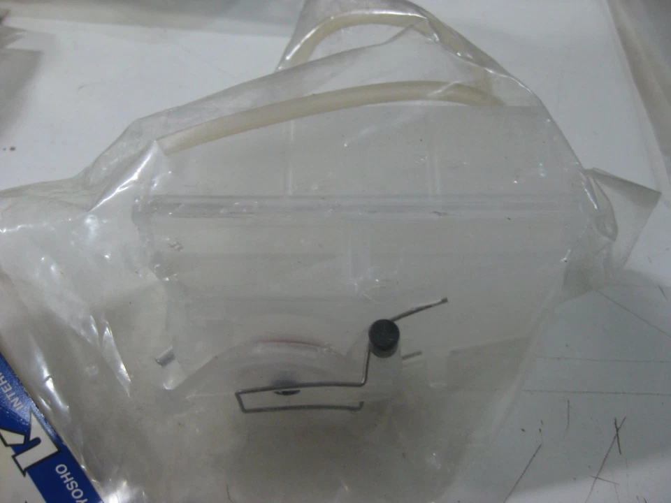 KYOSHO BS65 FUEL TANK TURBO BURNS - Imagen 2 de 4