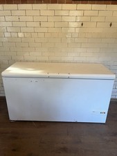 Bosch GTA37901/03 368L Large Chest Freezer White 156cm Wide x 84cm Tall