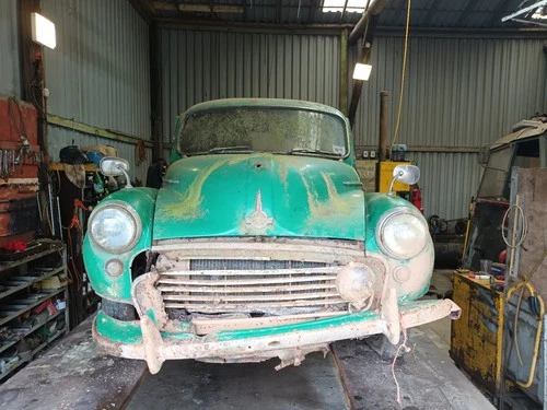 Morris Minor 1964 Barn Find - Picture 3 of 8