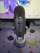 Logitech Blue Yeti Game Stream Kit Yeti USB Gaming Mic,pop filter PC/MAC/PS4/PS5