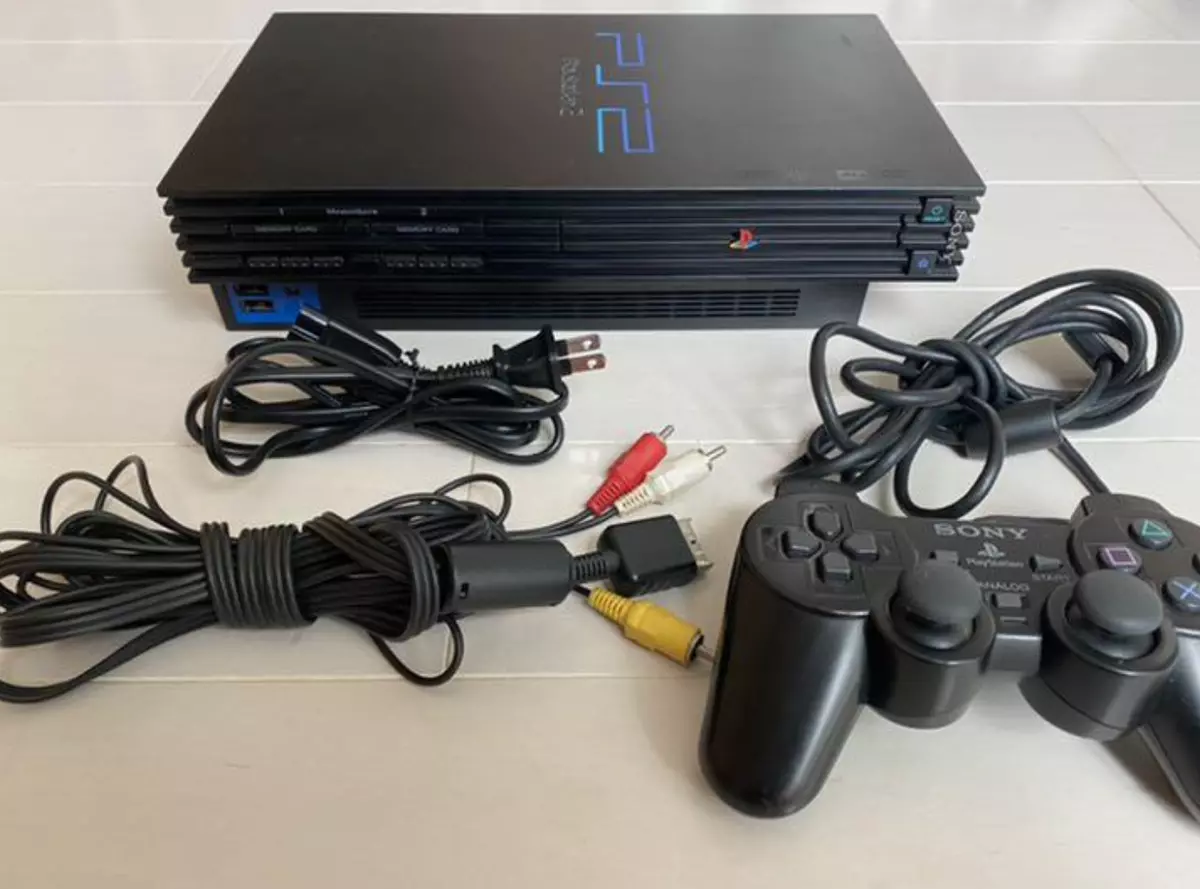  Sony PlayStation 2 Console - Black : Playstation 2