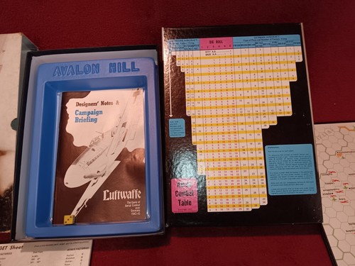 Avalon Hill Luftwaffe WWII Aerial Combat Military War Game 1971 Bookcase Read - Picture 5 of 19