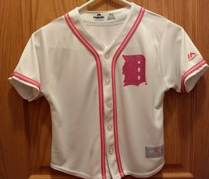 pink detroit tigers jersey