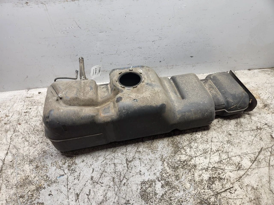 Tanque de combustível Nissan Armada 2004-2015 fabricante de equipamento original 172027s000 28 galões sem combustível flexível - Imagem 3 de 4