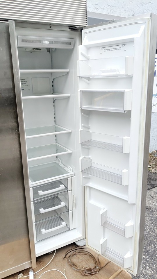 SubZero BI36S/F 36" Classic Side by Side Refrigerator Stainless 11/09