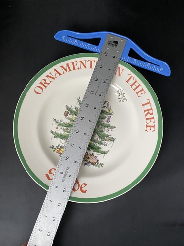 Lot 2 Spode Christmas Ornaments on the Tree Dinner Plate S3324 Made England 10.5 - Picture 12 of 12