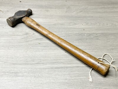 ANTIKER HOLZSTIEL HAMMER SCHMIEDE WERKZEUG ZIMMEREI METALLARBEITEN HANDWERKZEUG