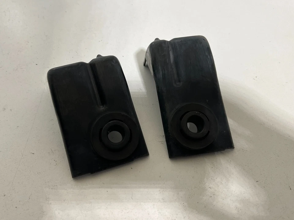 Suporte superior do radiador Cadillac SRX 2010 - 2016 suporte esquerdo direito fabricante de equipamento original - Imagem 2 de 2